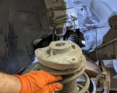 What Happens If You Keep Driving With a Worn Strut Mount?