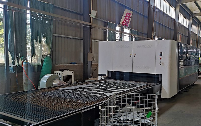 CNC Laser Cutting Machine equipment