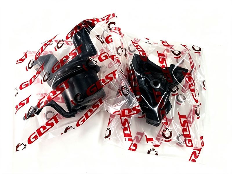 Custom color plastic bag packaging for engine mounts