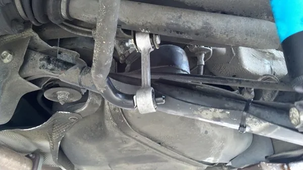 How to Replace a Rear Sway Bar Link