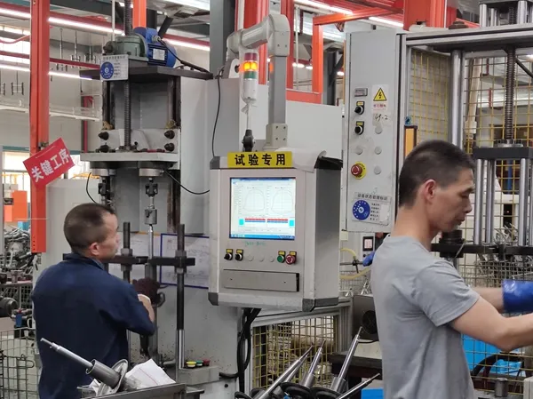 Shock absorber damping force and consistency testing shock absorber damping performance dynamometer test
